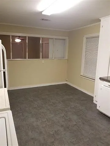 1410 College St — Photo 5