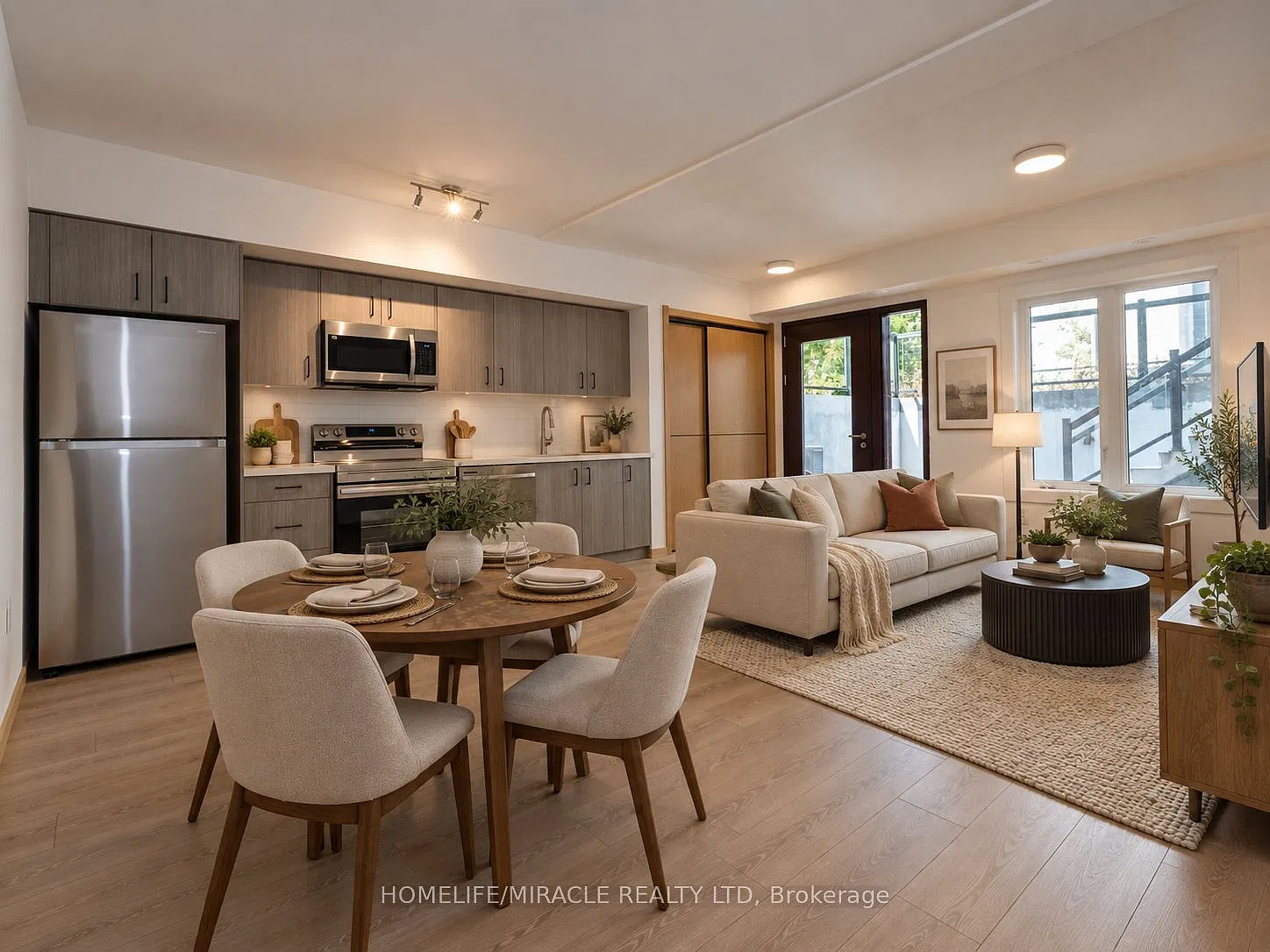 3 bed, $2,950 — Photo 2