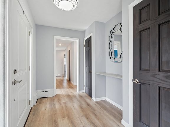 3rd image of 820 N 4th St