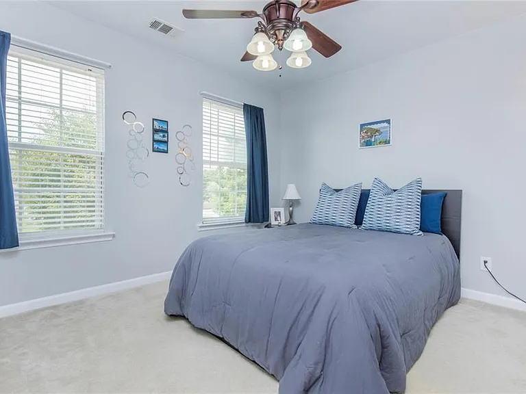519 Windstone Trl — Photo 14