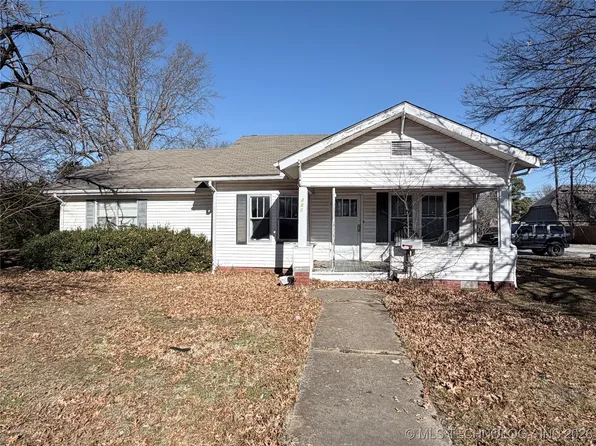 443 E Pine St, Skiatook, OK 74070