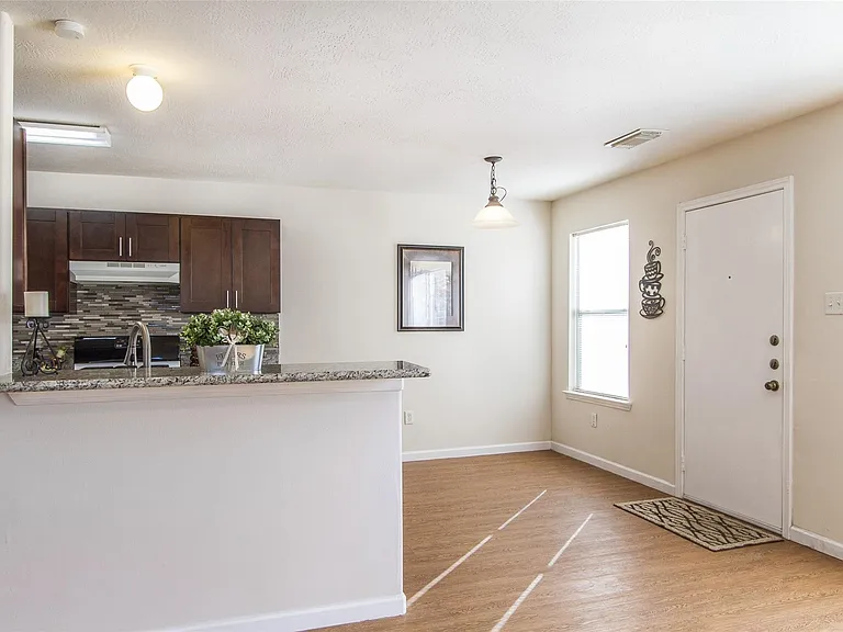 14202 Ballfour Park Ln — Photo 4