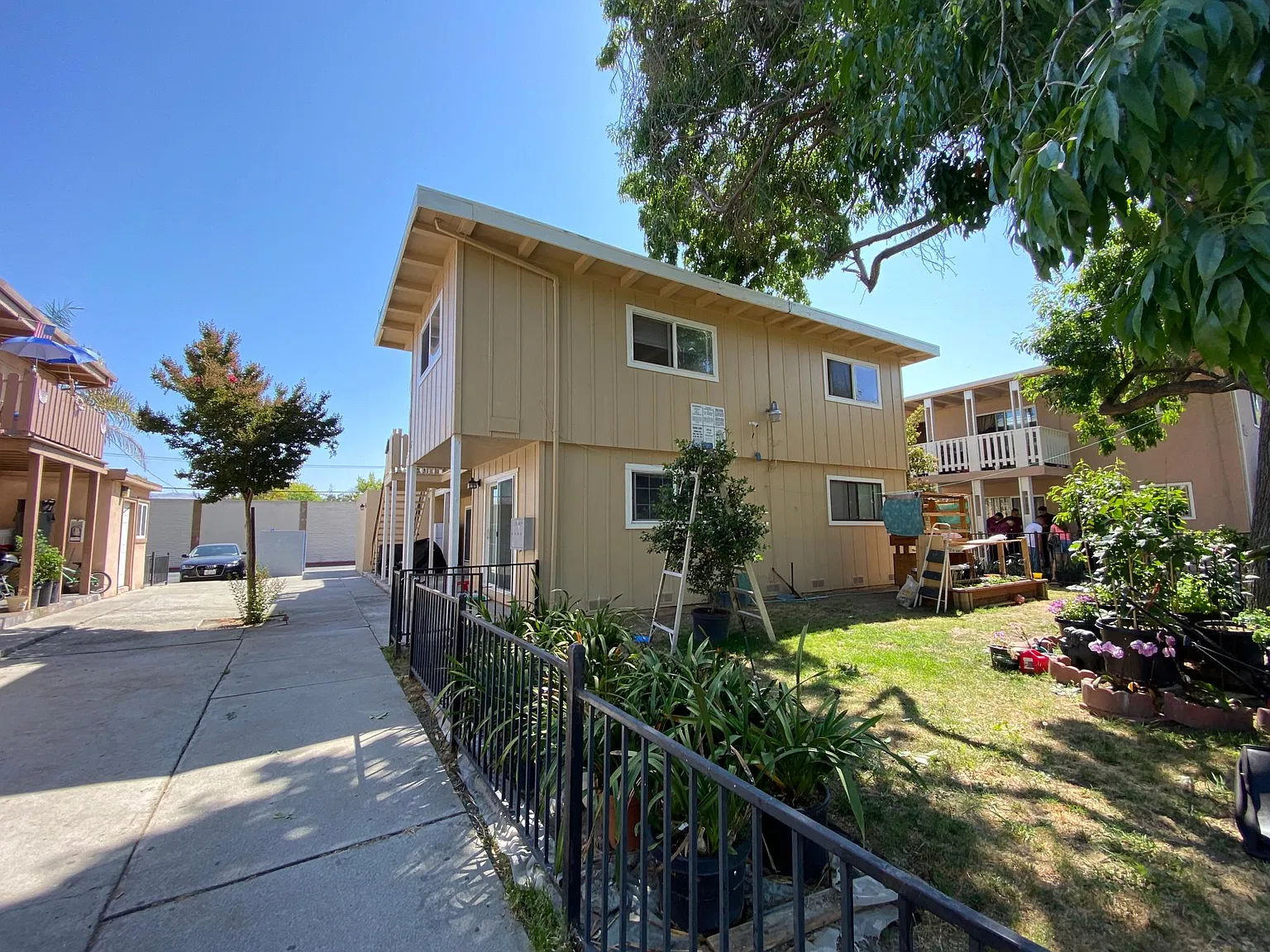 1612 Crucero Dr — Photo 3