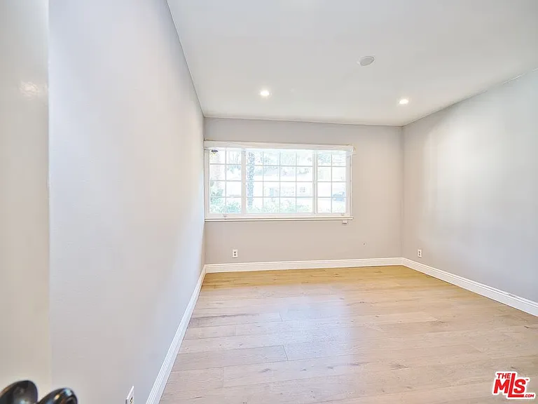 4863 Don Juan Pl — Photo 16