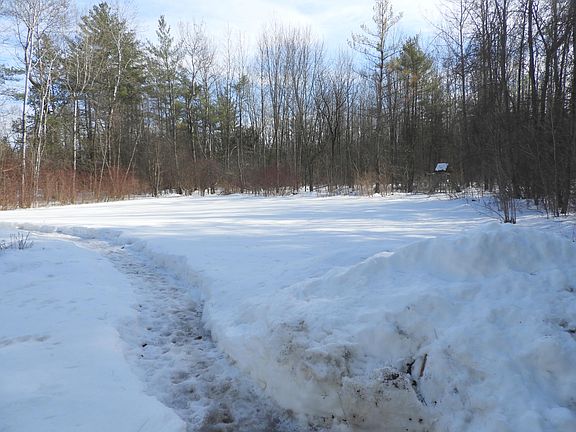 2nd image of 153 Quaker Highlands Rd