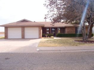 119 Capitol Ave, Levelland, TX 79336