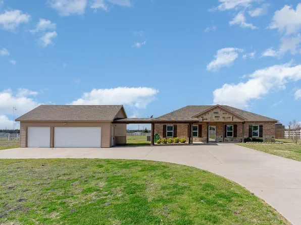 646 County Road 2733, Caddo Mills, TX 75135