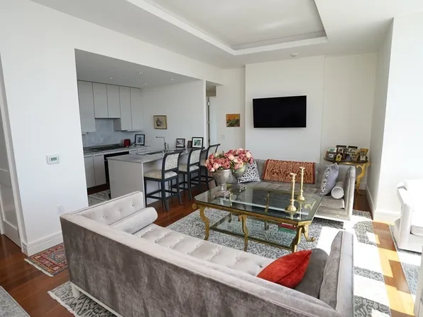 1 Dalton St #5103, Boston, MA 02115