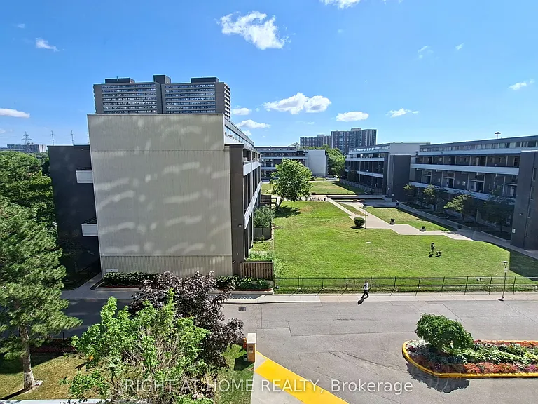10 Sunny Glenway #511 — Photo 27