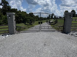 5370 Galen Rd, Lafayette, TN 37083