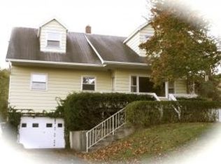 317 Anderson Rd, Vestal, NY 13850