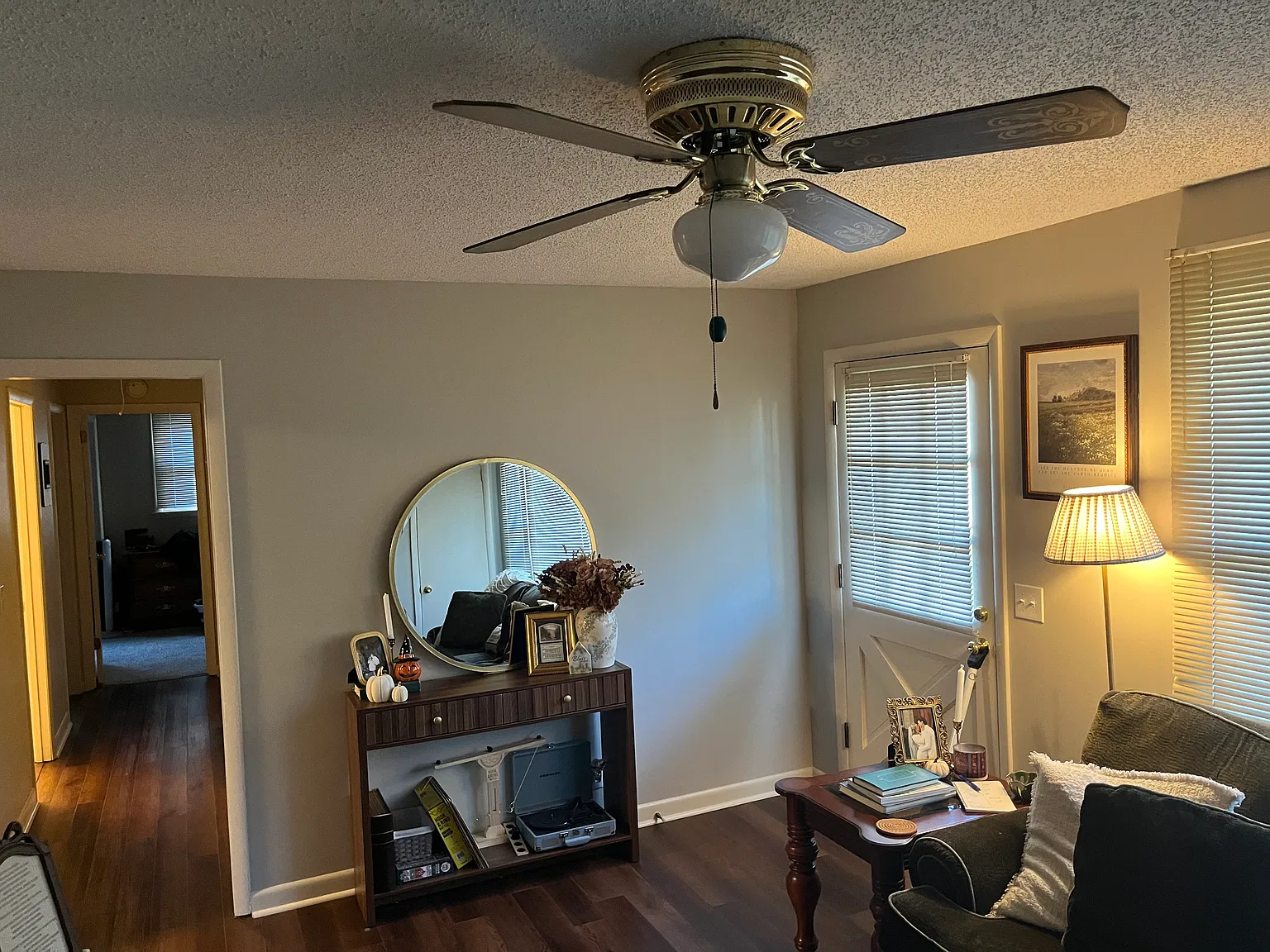 2 bed, 1100 sqft, $1,499 — Photo 4