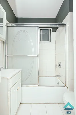 Rented by EXR | media 74