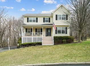 12 Cambridge Cir, Monroe, NY