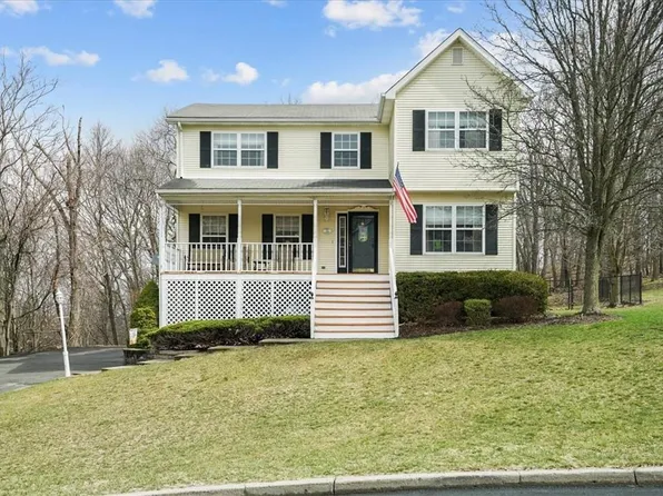 12 Cambridge Circle, Monroe, NY 10950