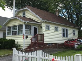 21 Worcester Rd, Rochester, NY 14616