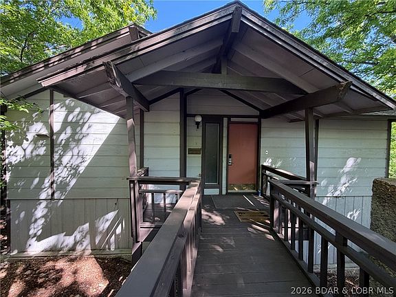2nd image of 299 Moongate Dr
