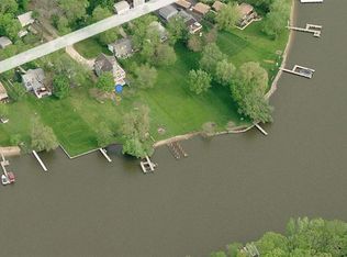 23457 N Snuff Valley Rd, Cary, IL 60013