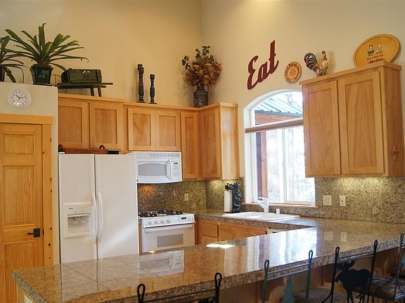 5th image of 15001 Berkshire Cir