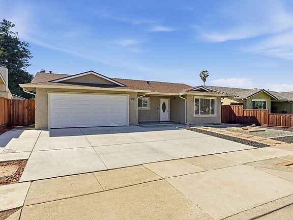 3rd image of 36923 Walnut St