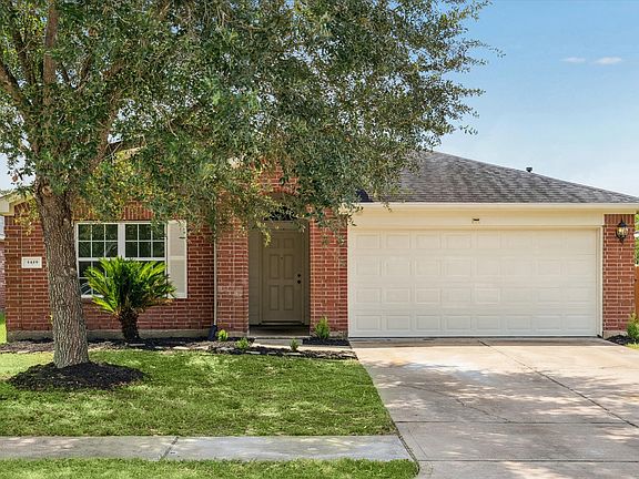 2nd image of 1419 Chandler Park Ln
