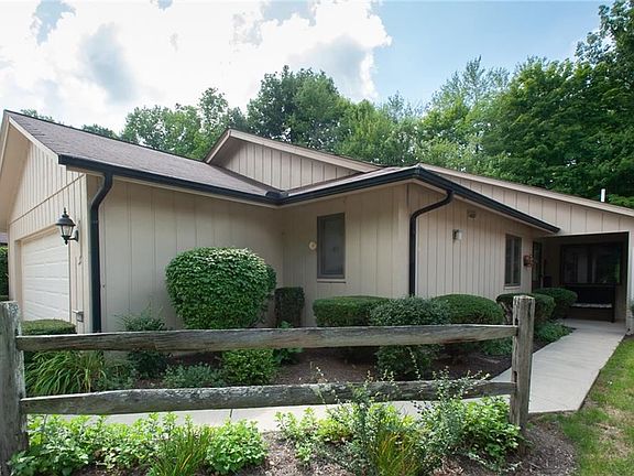 2nd image of 10952 Blodgett Creek Trl