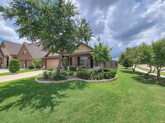2nd image of 22902 Henderson Row Dr