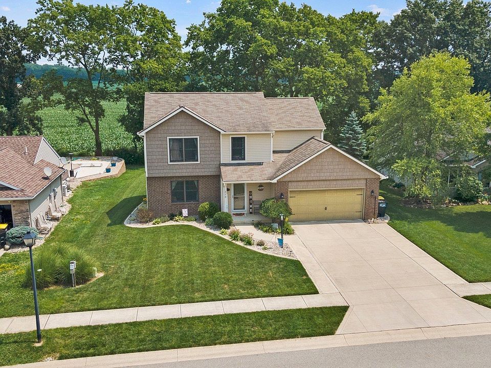 1st image of 213 Ballenshire Ln