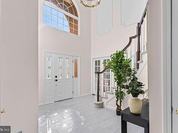 5th image of 150 Lions Ct