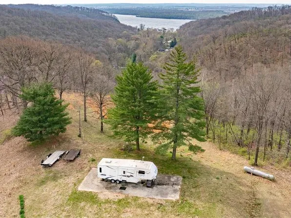 13011 Teal Ln, Grafton, IL 62037