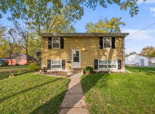 1120 Englewood Ave, Waterloo, IA 50701