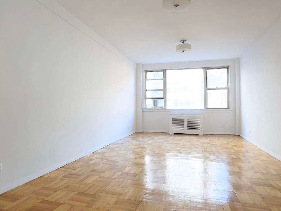 1st image of 160 E 55th St APT 4E