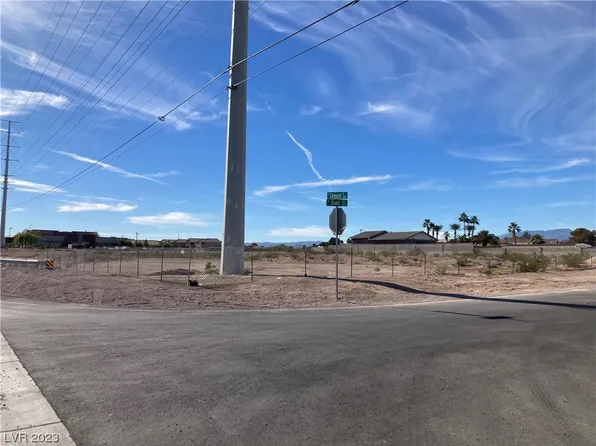 Edmond St, Las Vegas, NV 89118