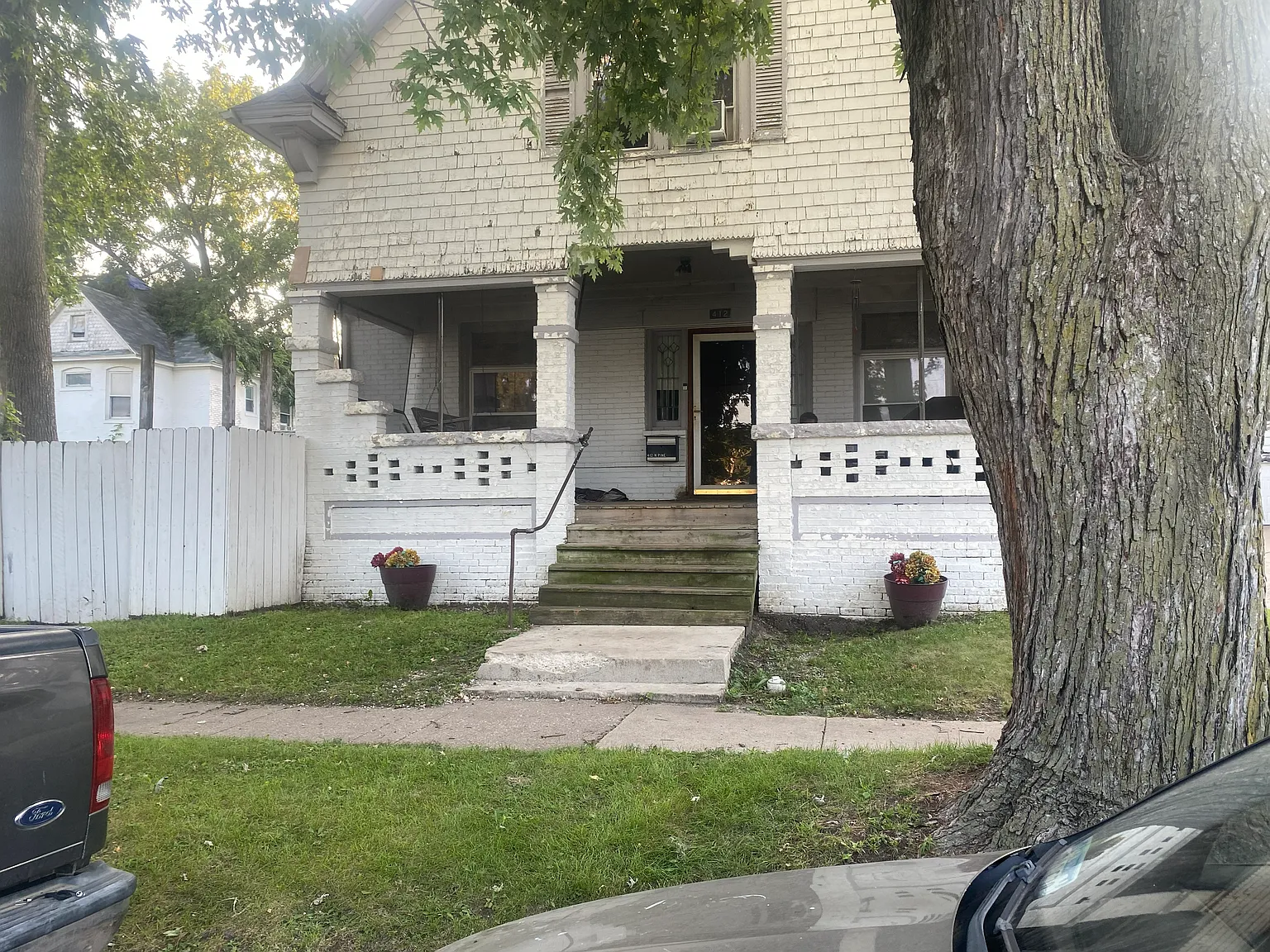 3 bed, 1.5 bath, 2056 sqft, $1,450 — Photo 2