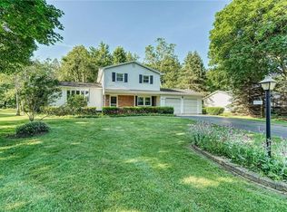 673 Regina Dr, Webster, NY 14580
