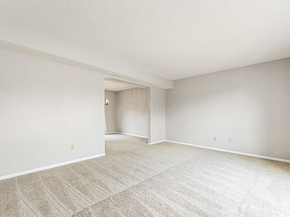3rd image of 3103 Castlebrook Ave