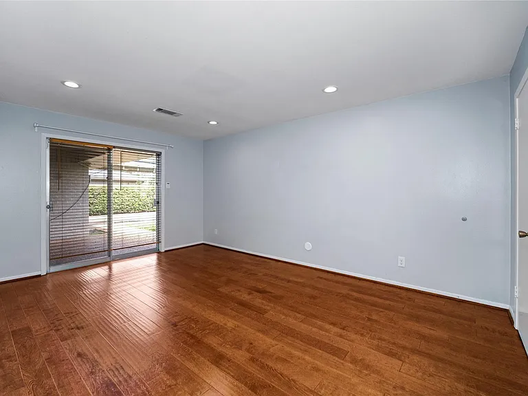 3415 Freshmeadows Dr — Photo 28