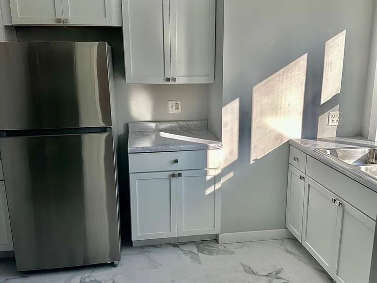 2847 Union St — Photo 14