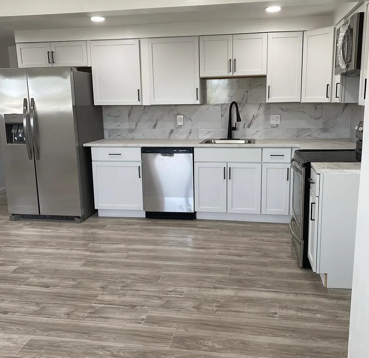 2 bed, 750 sqft, $1,250 — Photo 1