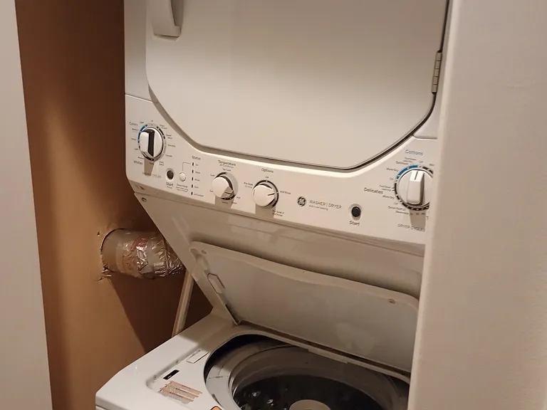 7 Lewis St #1 — Photo 10