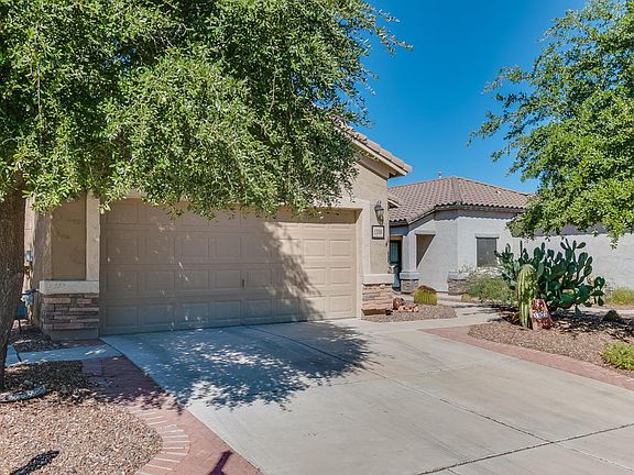 3rd image of 1330 W Calle Luis Maria