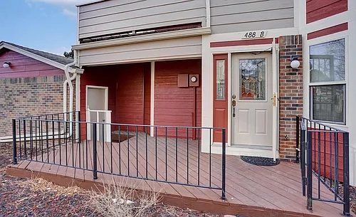 488 W Rockrimmon Blvd #B Photo 1