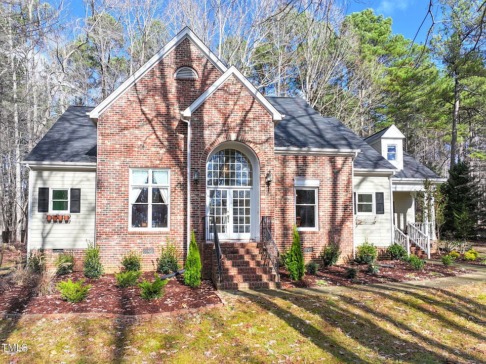 1st image of 6306 Oakview Ct