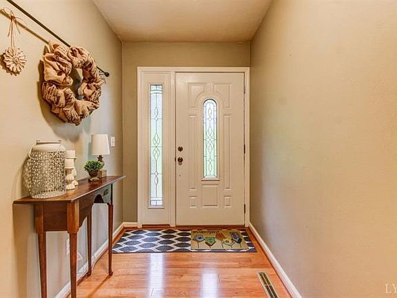 3rd image of 269 Hales Point Dr