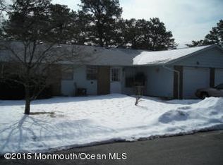 84 Buckingham Dr, Manchester, NJ