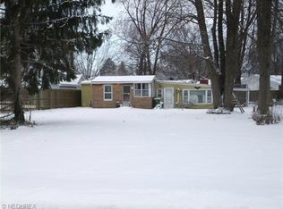 33957 Willowick Dr, Eastlake, OH 44095