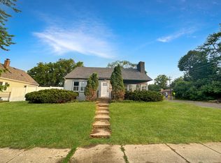 2024 3rd St E, Saint Paul, MN 55119