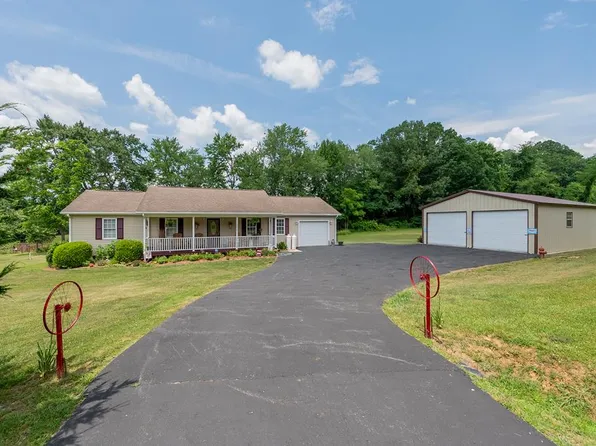 1809 Cranberry Rd, Woodlawn, VA 24381