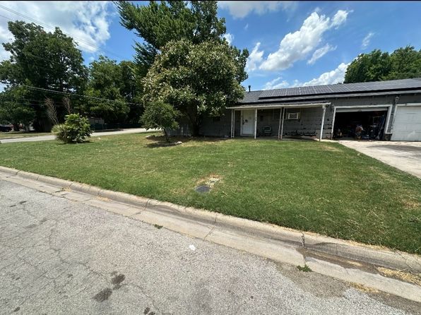 2336 Moneda St, Haltom City, TX 76117
