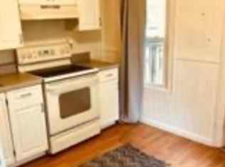 210 N 1st St #B, Crisfield, MD